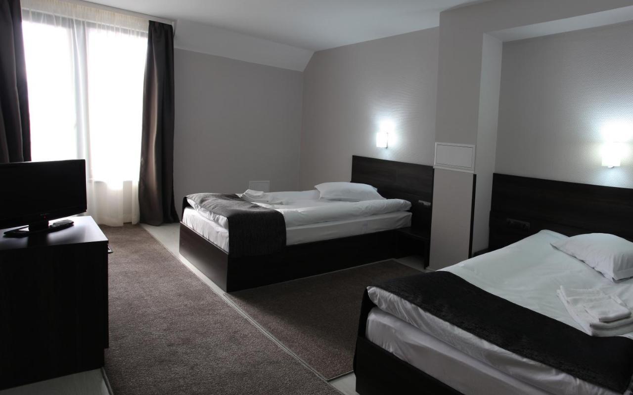 Hotel Idol ทาร์โกวิชเต ห้อง รูปภาพ